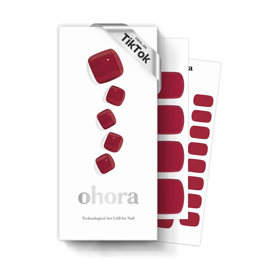 Ohora P Tint Burgundy Semi-Cured Gel Pedicure